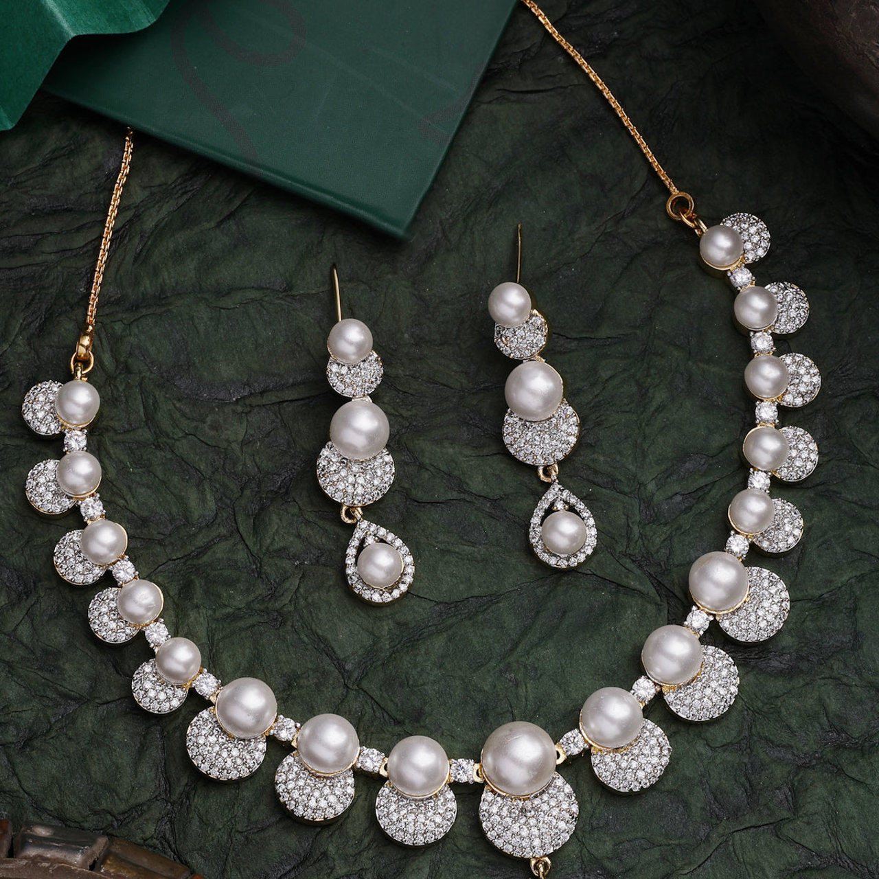 Sukkhi Versatile Round Design Gold Plated with Cubic Zirconia & Pearl Studded White Brass Collar Necklace with Drop Earrings Jewellery Set for Women