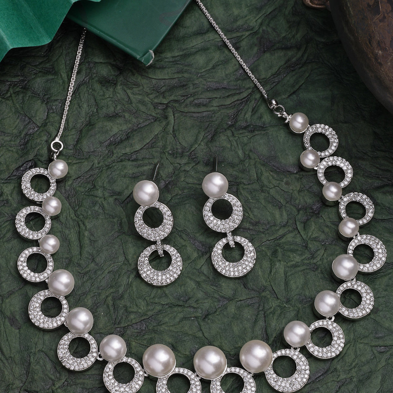 Sukkhi Universal Style Fashion Rhodium Plated With Cubic Zirconia & Pearl Studded Brass White Collar Necklace & Drop Earrings Jewellery Set for Women