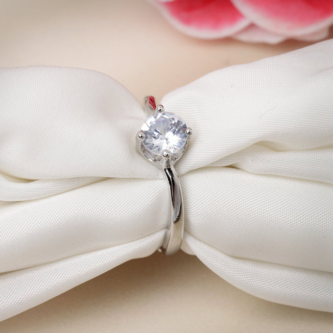 Scintillare by Sukkhi Dramatic Rhodium Plated Silver Solitaire American Diamonds Studded Finger Ring for Women & Girls